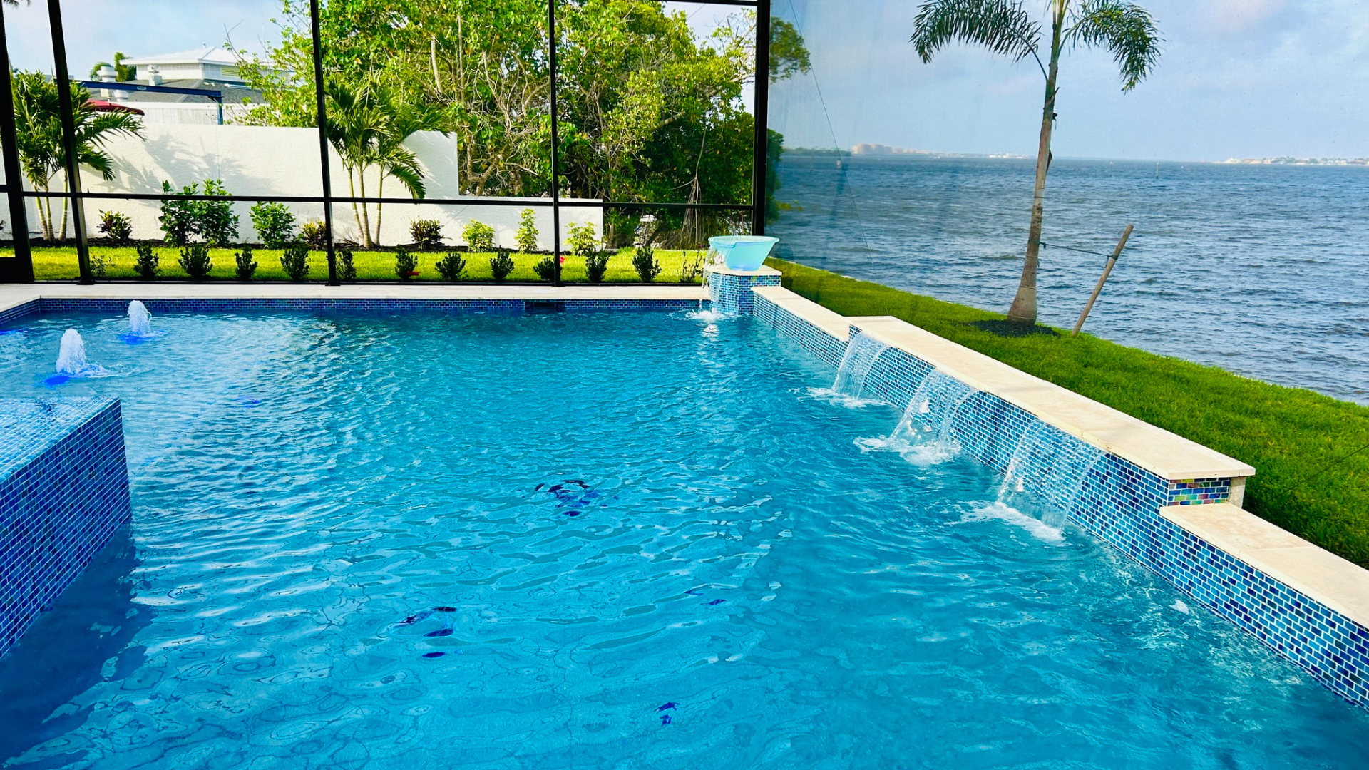 Pool With Cage & Water Features